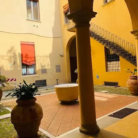 San Felice Studio Apartment Bologna